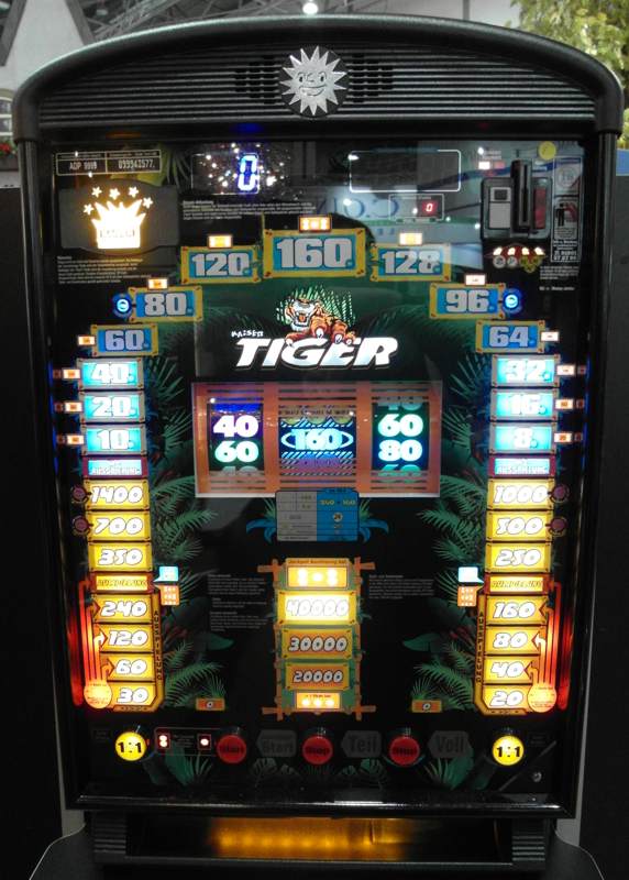 Tiger, Kaiser, adp, 2011 Tiger, Kaiser, adp, 2011